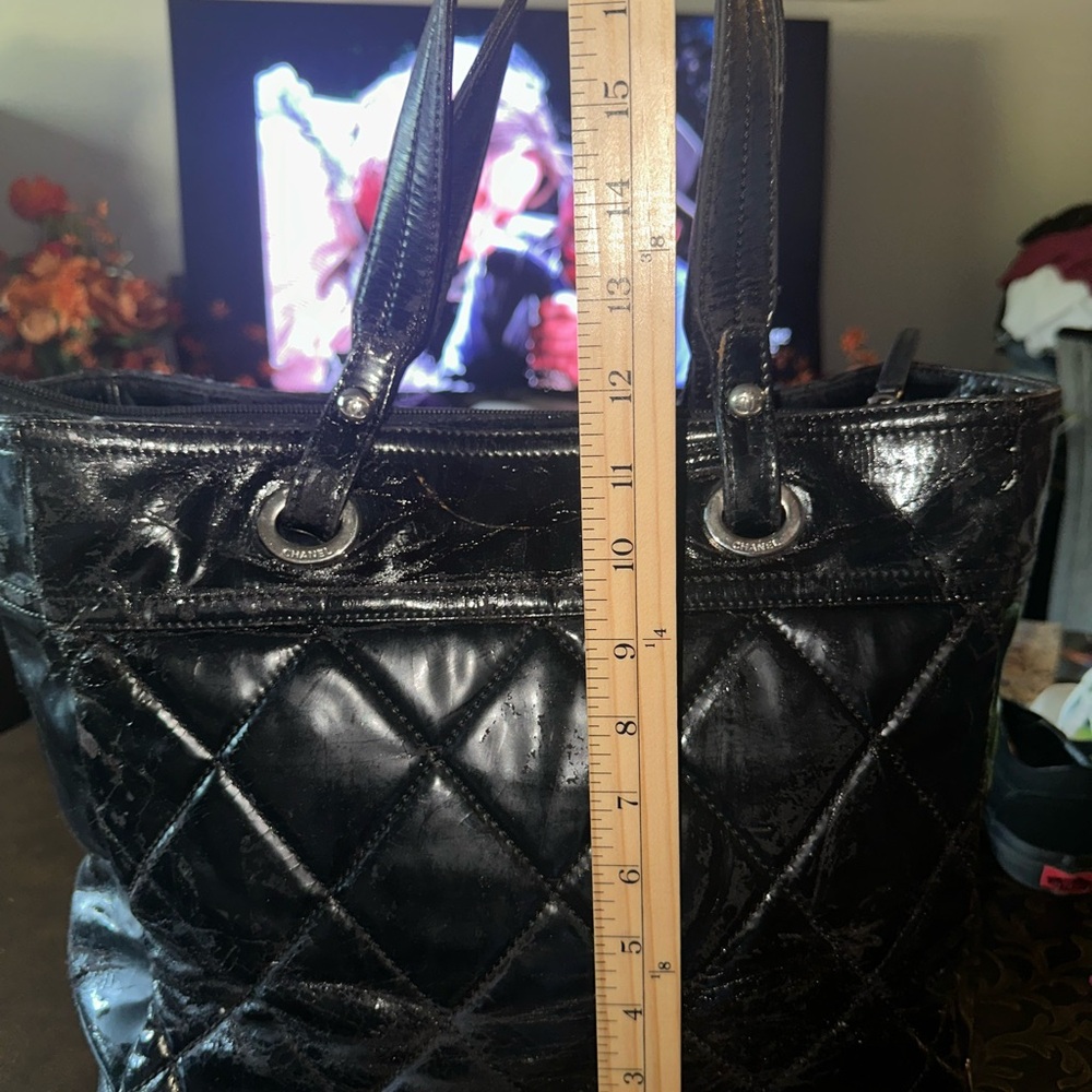 Chanel Handbag - Picture 16 of 16